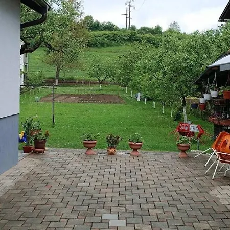 Uma Apartment Bihac Exterior photo