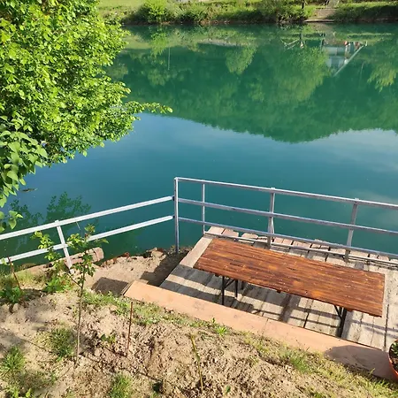 Uma Apartment Bihac Exterior photo
